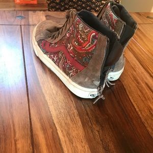 Men’s 10 1/2 paisley vans sneakers